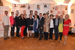 Teilnehmerinnen und Teilnehmer bei der Veranstaltung zum Internationalen Frauentag 2013
Manfred Rauchensteiner referiert zum Thema Von starken Frauen und schwachen Männern um Mut auf Veränderungen zu machen.